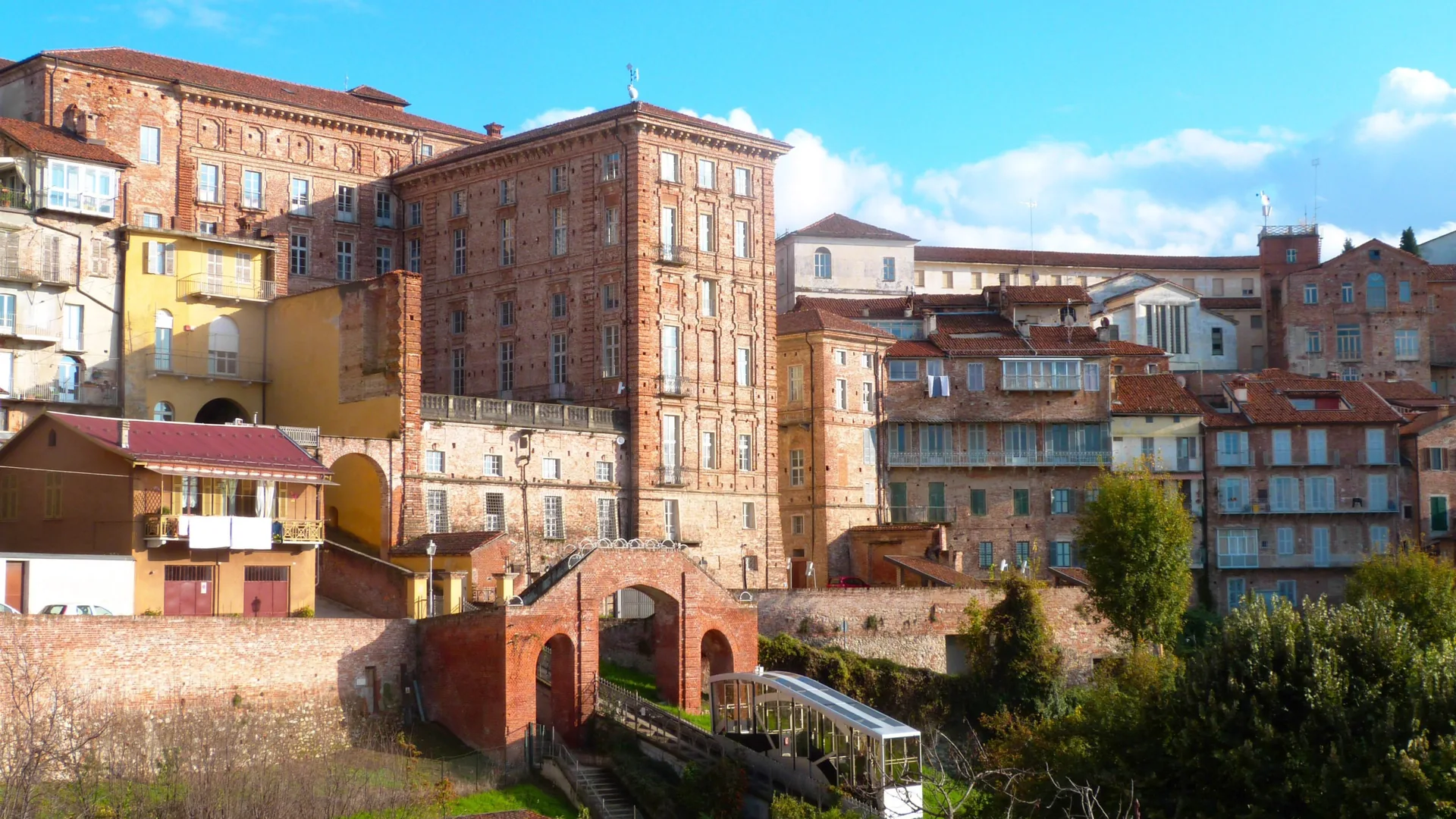 Funicolare di Mondovì — Mondovì (Piemonte)